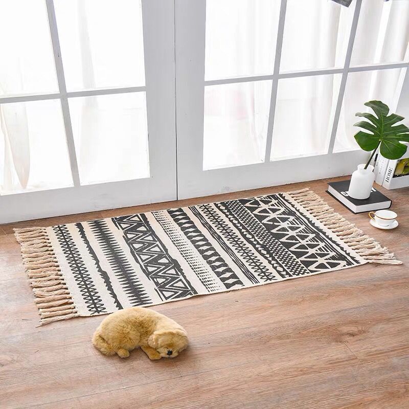 Scandinavian Woven Cotton-Linen Accent Rug